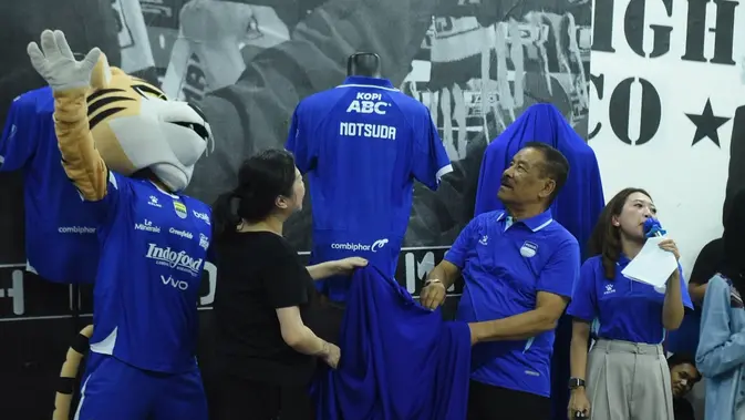 jejak-karier-gakuto-notsuda,-gelandang-anyar-persib-yang-diresmikan-bareng-ragnar-oratmangoen