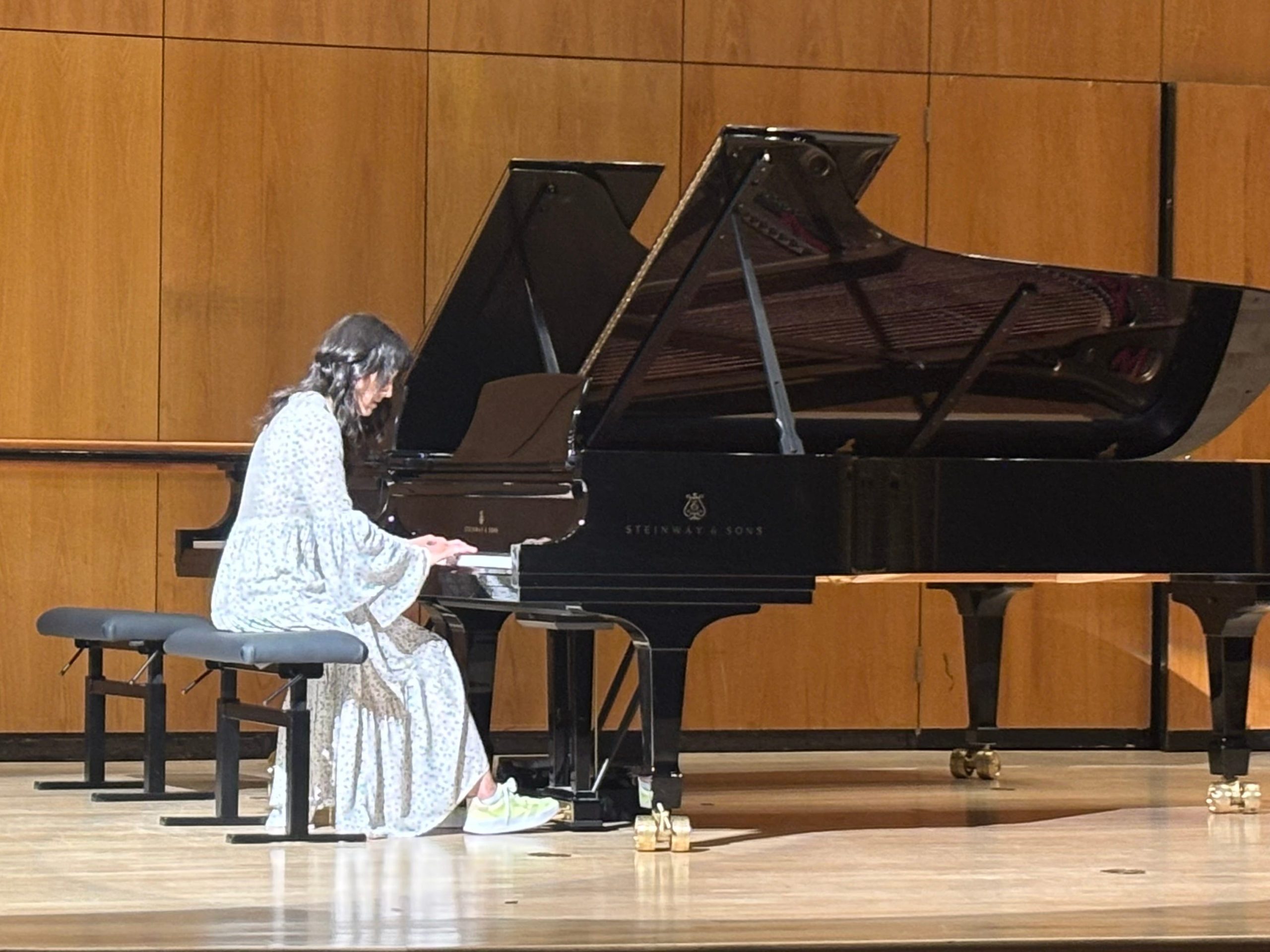 saya-menghabiskan-ribuan-tahun-untuk-pelajaran-piano-untuk-anak-anak-saya-sekarang-saya-akan-meminumnya-juga.