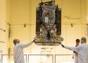 NASA meluncurkan misi darurat untuk menghentikan Swift Observatory agar tidak jatuh ke Bumi