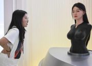 china-jual-robot-humanoid-buat-jadi-‘obat’-kesepian