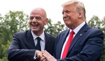 Trump Akhirnya Akui Protes ke Presiden FIFA soal Kartu Merah Balogun