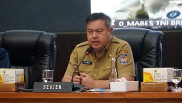 sekjen-kemendagri-minta-pemda-jaga-tren-penurunan-indeks-harga