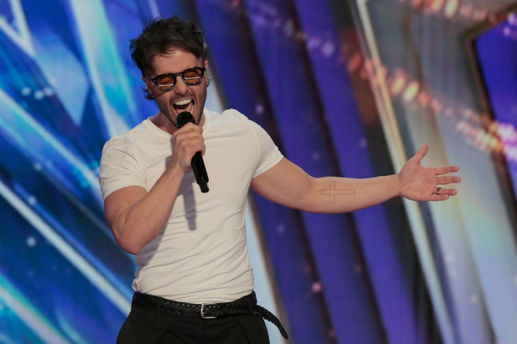 tonton-penyanyi-‘dwts’-pergi-ke-ketinggian-dengan-aerosmith-klasik-di-audisi-‘america’s-got-talent’