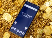 Saya menghabiskan seminggu menggunakan telepon Trump – itu menyebalkan