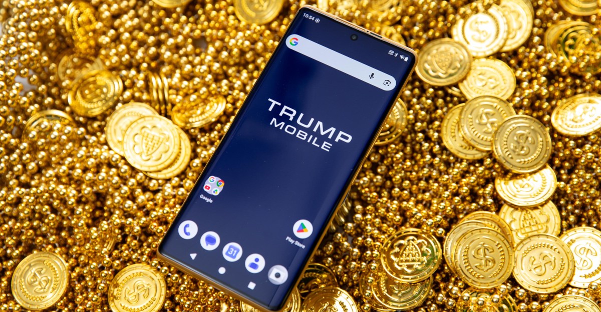 saya-menghabiskan-seminggu-menggunakan-telepon-trump-–-itu-menyebalkan
