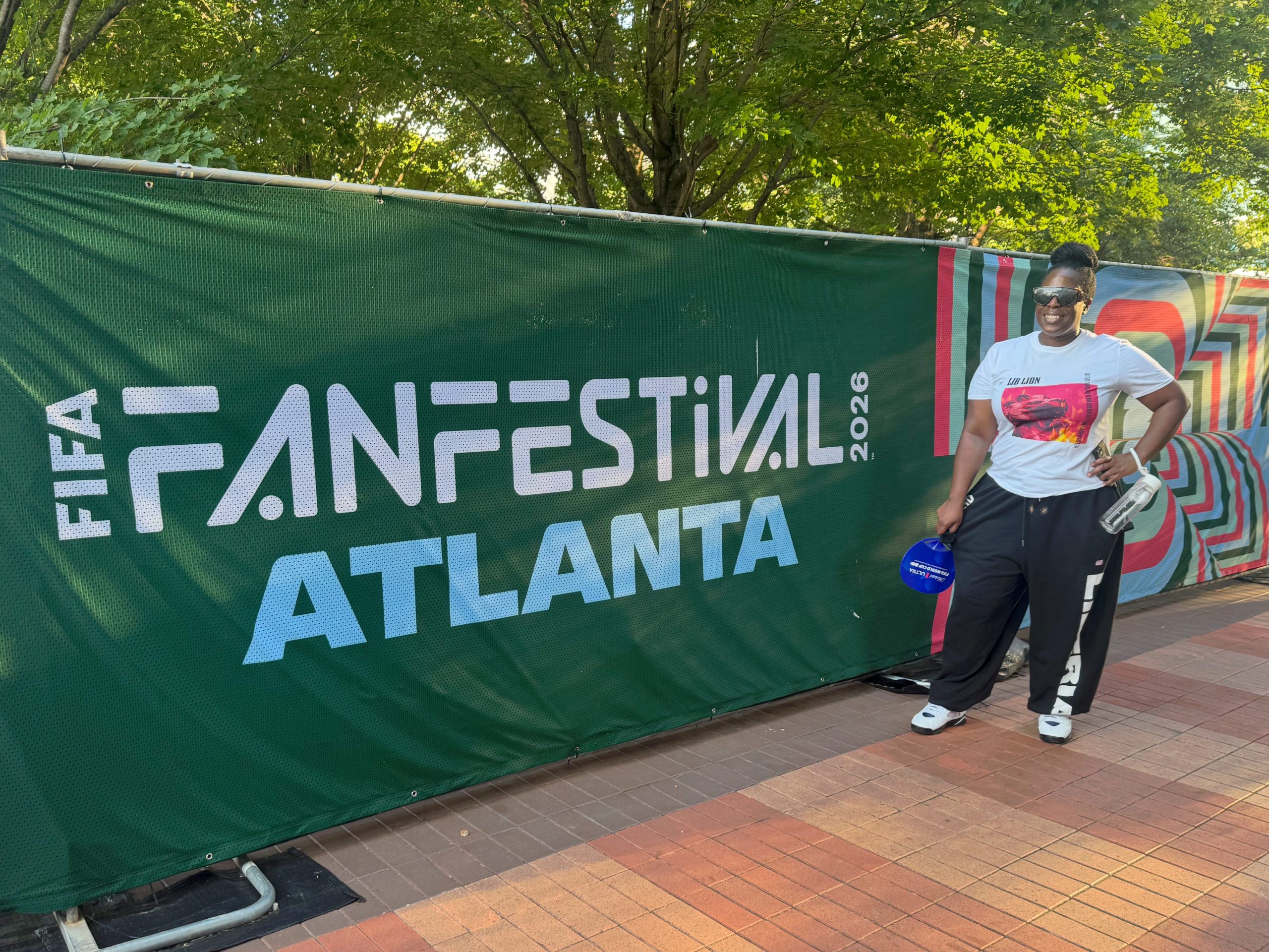 saya-menghadiri-salah-satu-festival-penggemar-fifa-paling-populer-di-as-inilah-yang-dinikmati-para-peserta-dari-pesta-di-atlanta.