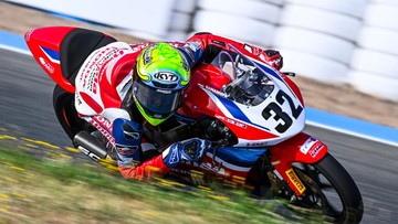 ramadhipa-juara-race-2-sachsenring,-indonesia-raya-berkumandang