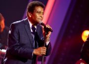 Penghargaan Opry 100 Grand Ole Opry untuk Merayakan Karir dan Warisan Charley Pride