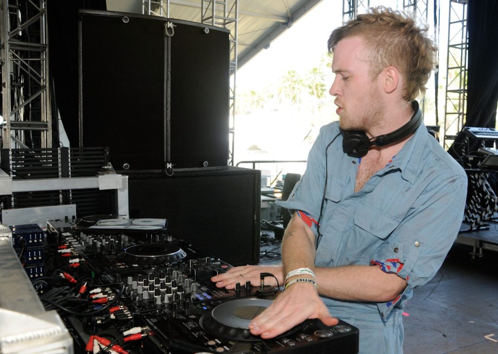 rusko-mengumumkan-hiatus-tanpa-batas-dari-musik-&-tur:-‘jelas-saya-mengalami-gangguan-mental’