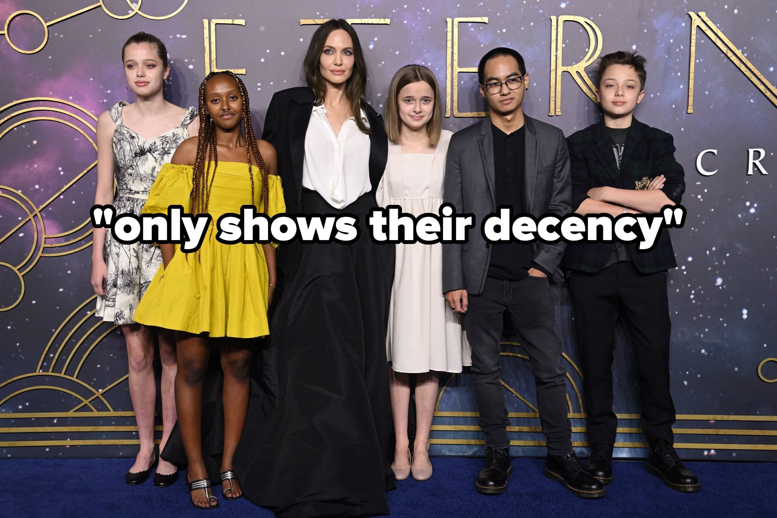 sumber-yang-dekat-dengan-angelina-jolie-bereaksi-terhadap-salah-satu-anaknya-yang-menghapus-“pitt”-dari-nama-mereka