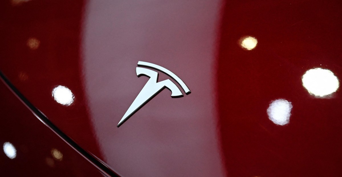 pendapatan-tesla-bangkit-kembali,-namun-keuntungannya-masih-lemah