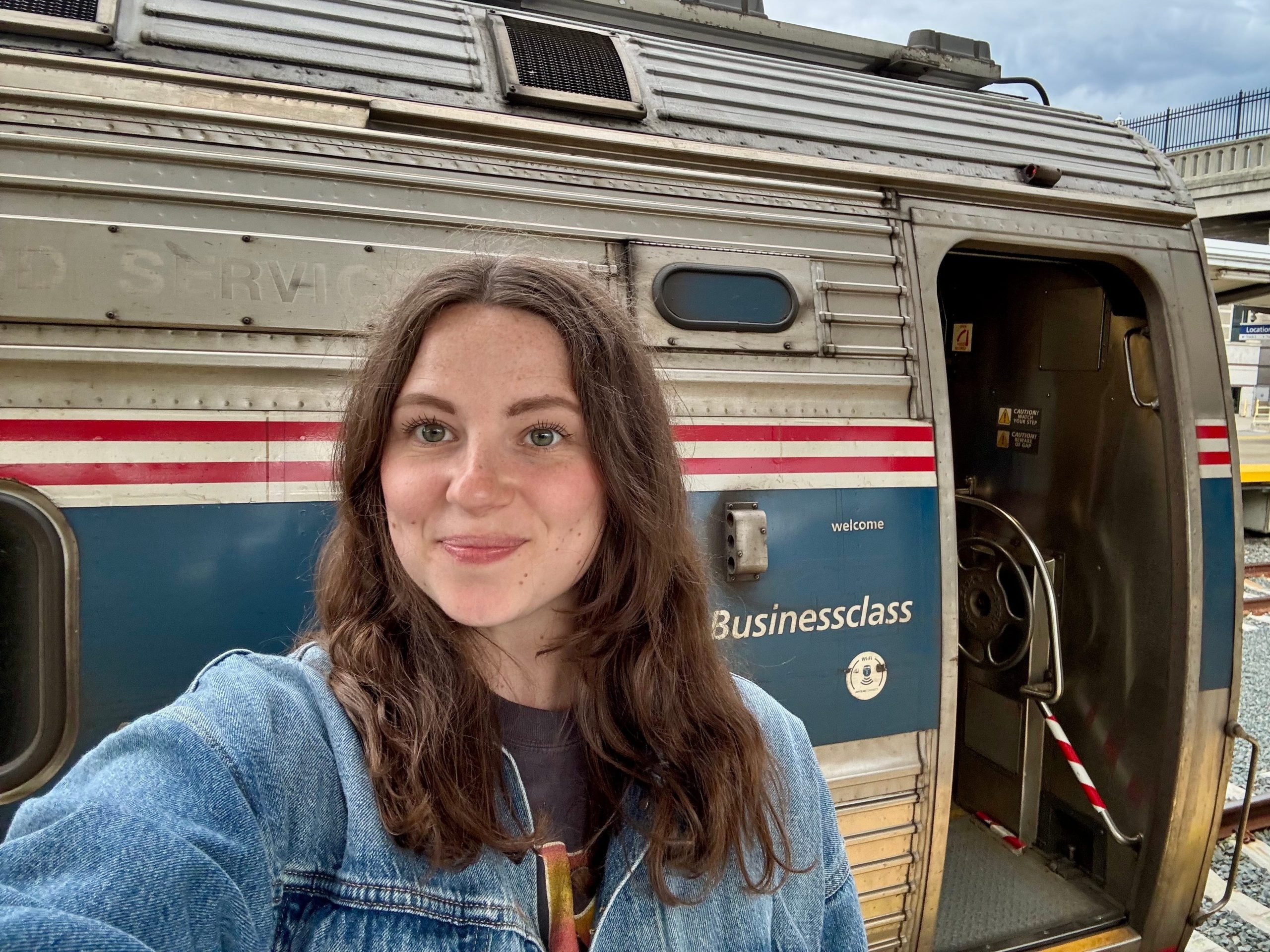 i-paid-$180-to-sit-in-business-class-on-a-9-hour-amtrak-ride-from-rochester-to-nyc-next-time,-i’ll-stick-to-coach.