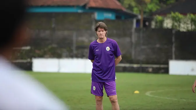 pss-menatap-super-league-dan-league-cup,-pieter-huistra-ungkap-tantangan-terbesar