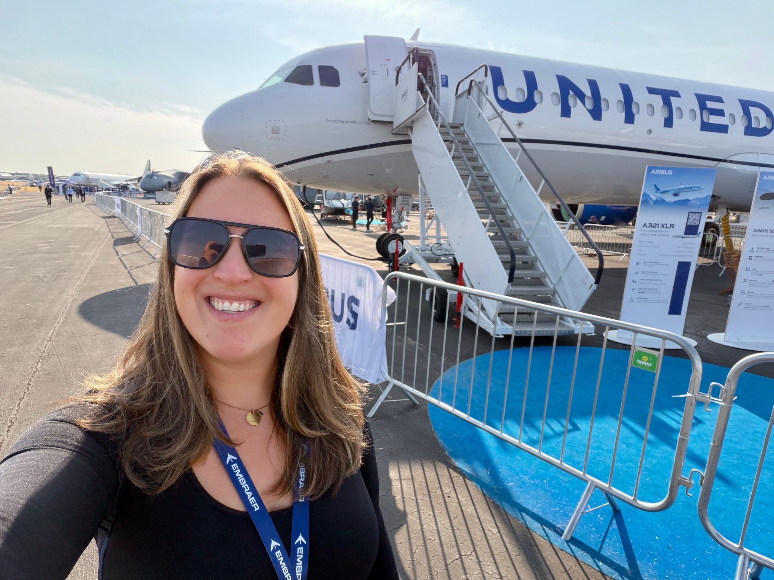 we-toured-united’s-fanciest-airbus-jet-yet,-complete-with-business-class-doors-and-a-snack-bar-see-inside.
