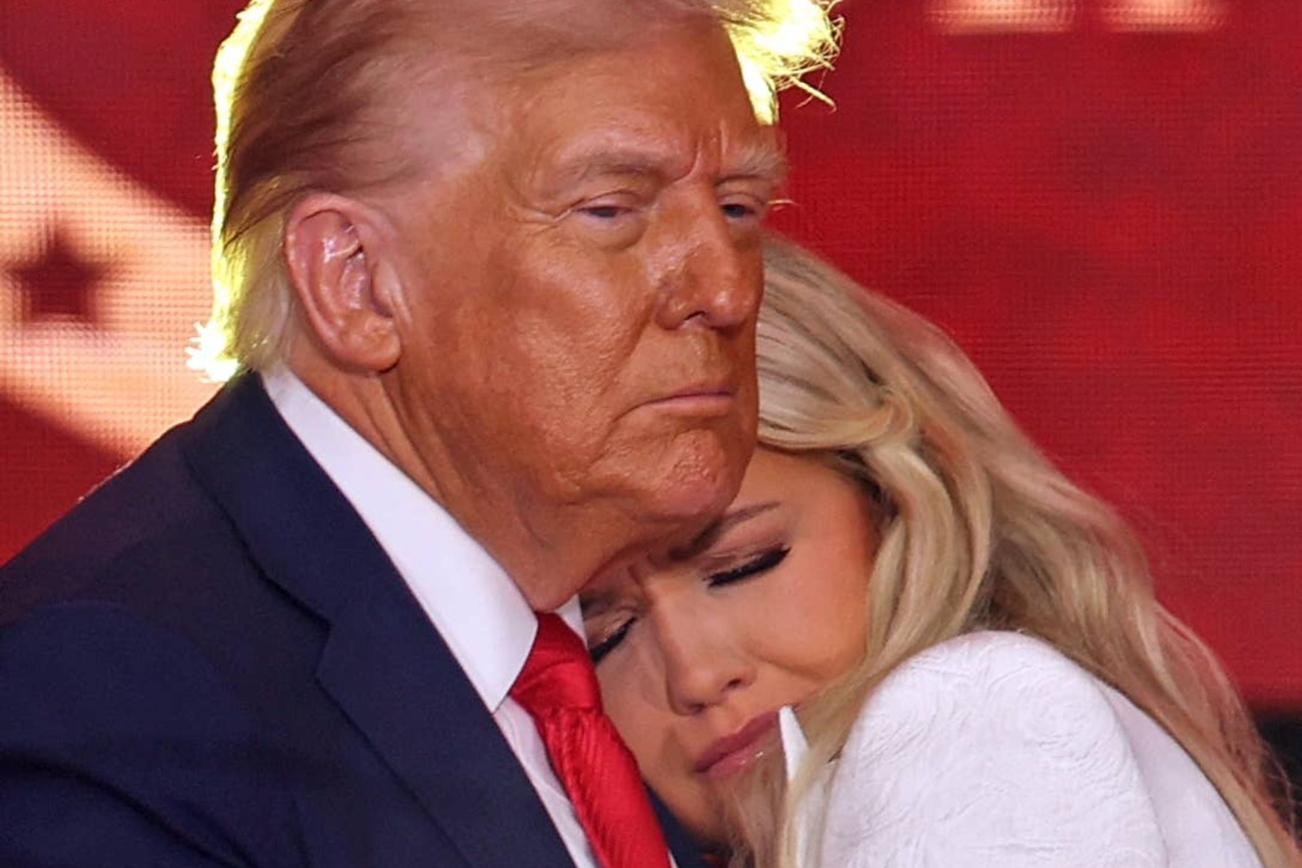 20-“self-respecting”-maga-women-who-defended-trump-like-it-was-their-job,-and-they-really-thought-they-ate-(keyword:-thought)