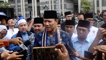 menko-ahy:-pemerintah-segera-investigasi-kebakaran-km-mutiara-sentosa
