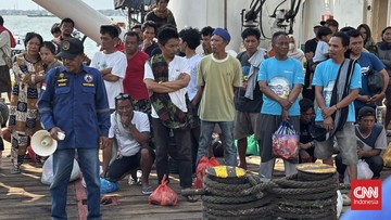 keluarga-korban-kmp-mutiara-sentosa-yang-masih-hilang-diminta-melapor