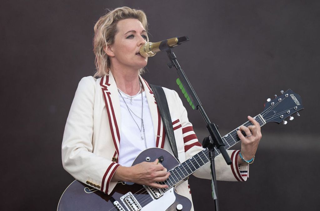 brandi-carlile-postpones-uk.-and-european-tour-citing-‘personal-circumstances’