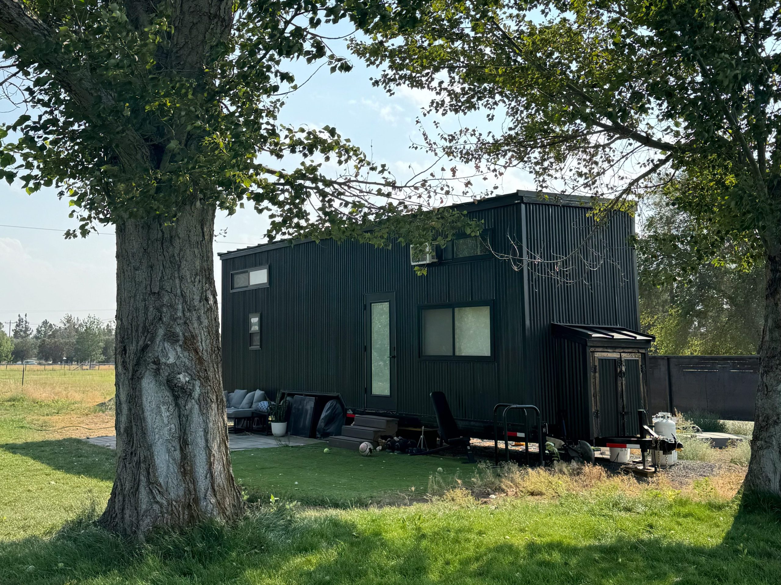 we-moved-our-350-square-foot-tiny-home-from-the-mountains-of-california-to-a-city-in-the-pacific-northwest