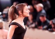 ariana-grande-reacts-to-‘petal’-debuting-at-no.-1-on-billboard 200