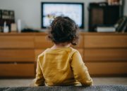 i-told-my-kids-the-tv-was-broken-four-months-later,-i’m-still-pretending.