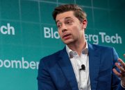 Another OpenAI executive takes off