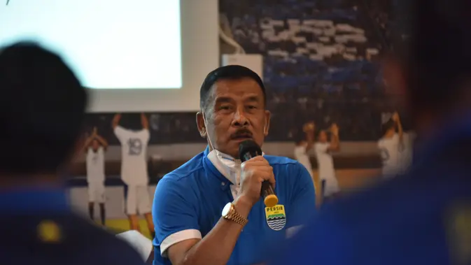 soal-bakal-ada-pemain-baru-yang-gabung-persib,-umuh-muchtar:-biar-pelatih-yang-menentukan!