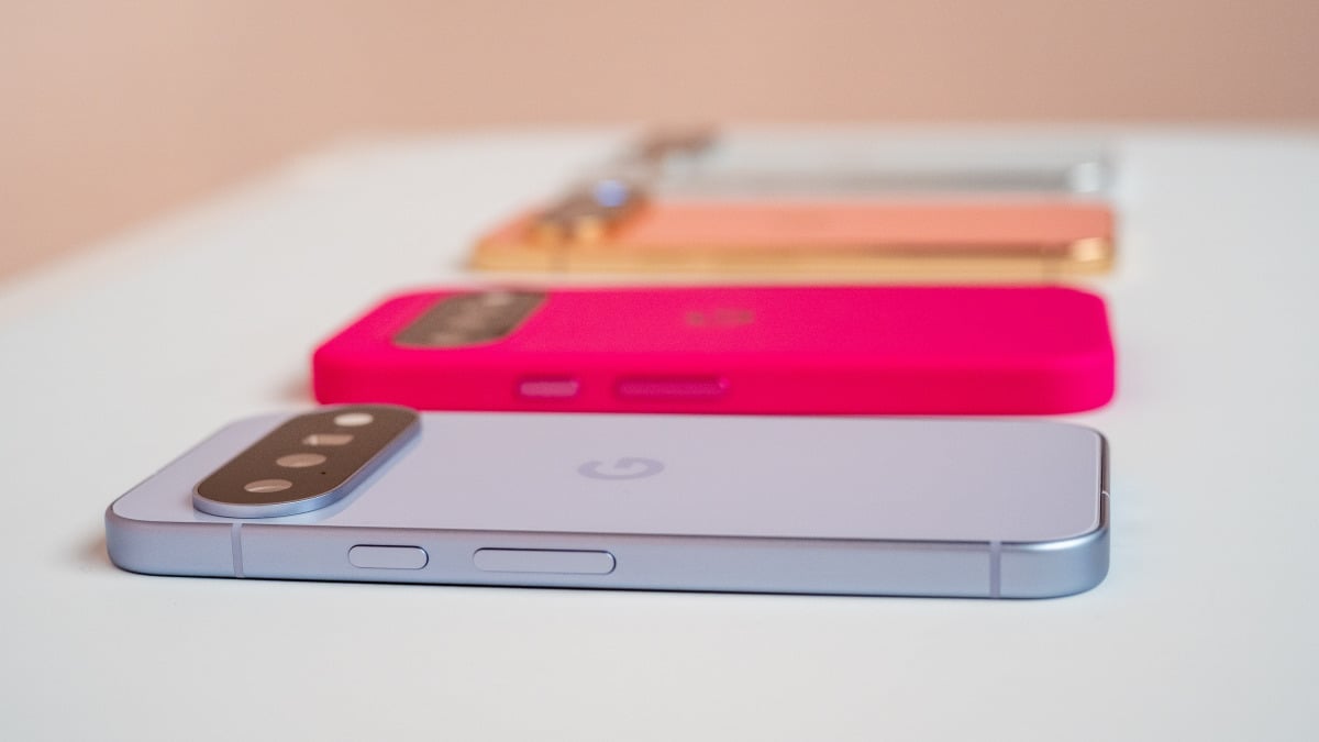 google-pixel-11-vs-samsung-galaxy-s26:-specs,-price,-camera-details