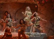 karol-g-brings-out-bruno-mars-for-surprise-live-debut-of-‘still’-at-la. concert