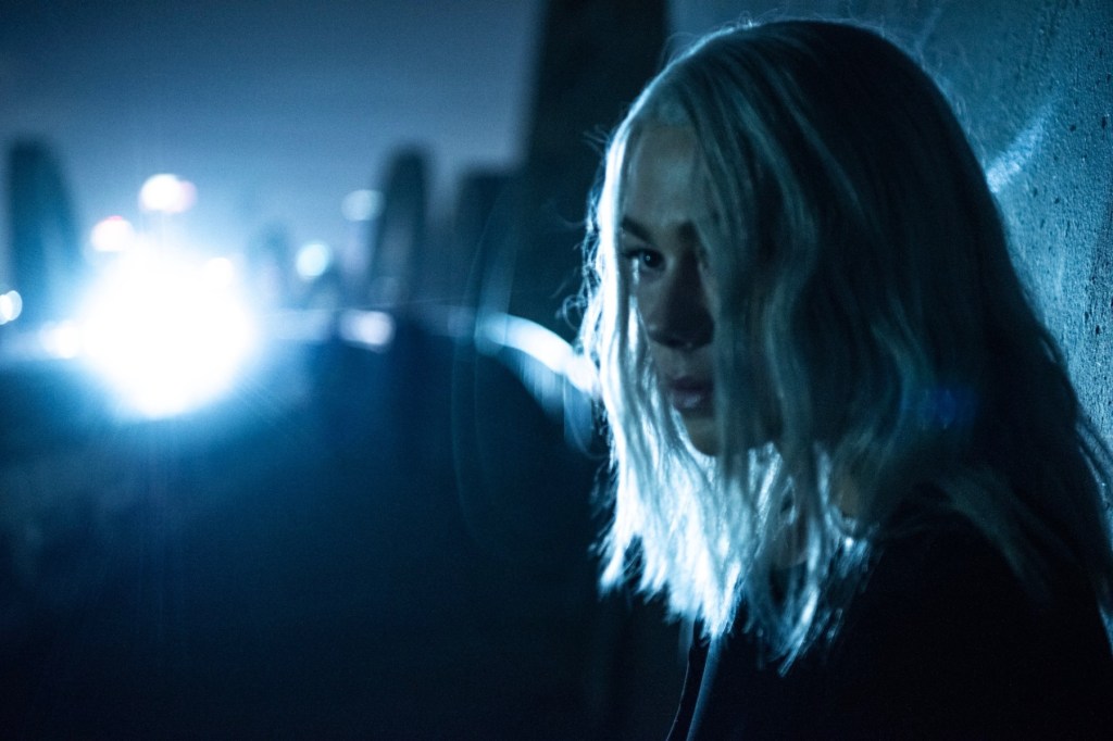 phoebe-bridgers-earns-her-first-billboard-airplay-no.-1-with-‘lost boys’