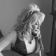 dolly-parton-says-she’s-exploring-‘avatar-performances’