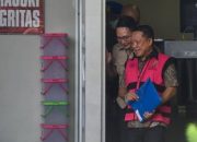kubu-febrie-minta-hakim-beri-putusan-praperadilan-secara-adil
