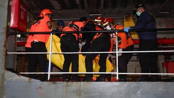 polisi-ungkap-manifes-km-mutiara-sentosa-terbakar-diduga-tak-sesuai