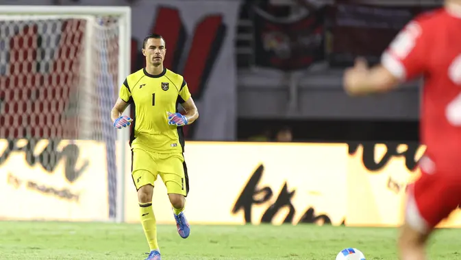 kiper-timnas-indonesia-emil-audero-mulyadi-jadi-pemain-asean-dengan-rating-tertinggi-di-fc-27