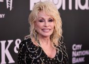 nashville-airport-to-be-renamed-for-dolly-parton,-tennessee-governor announces