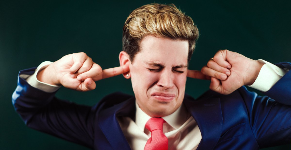 alt-right-troll-milo-yiannopoulos-has-been-deported