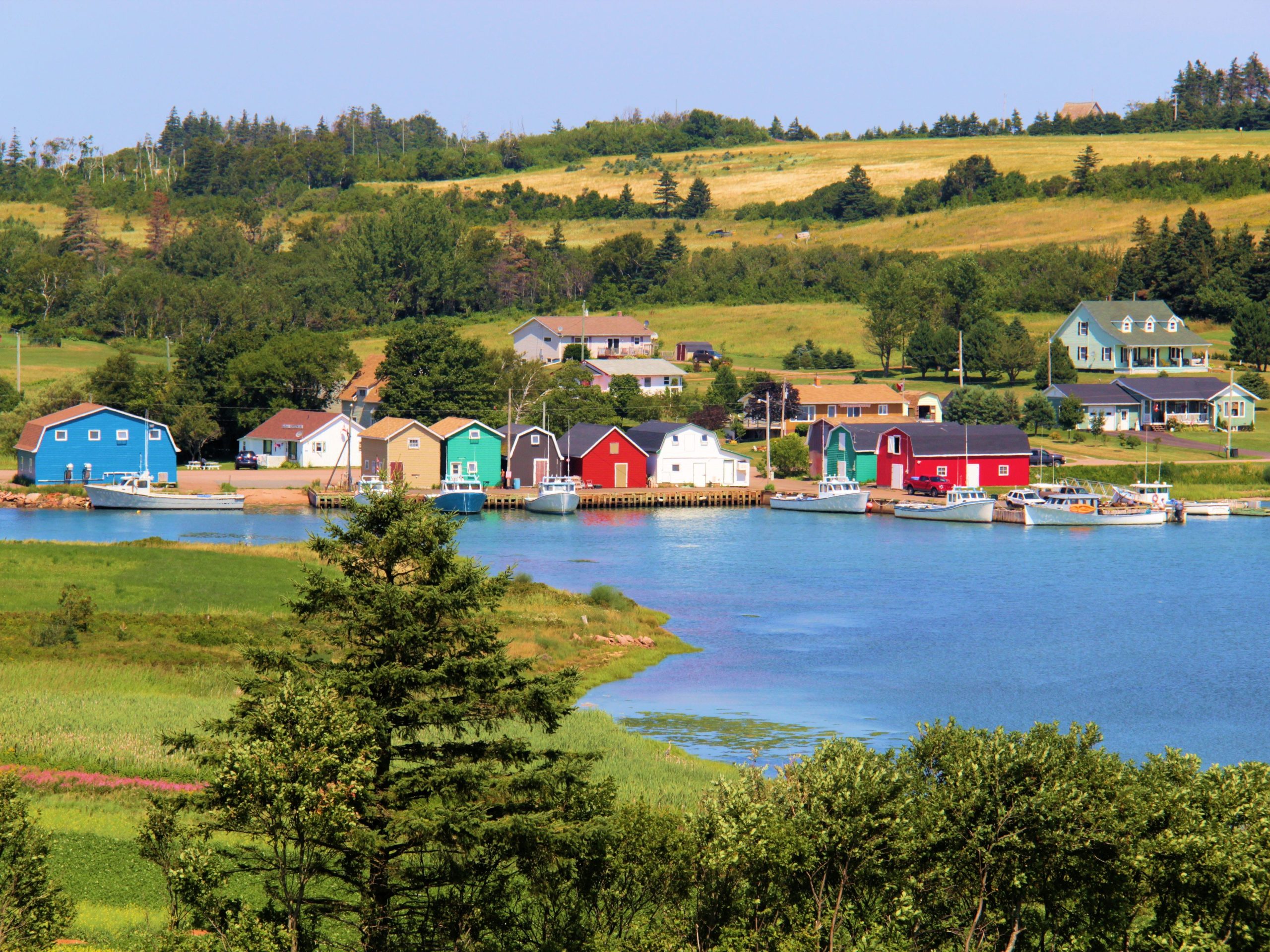 i’ve-been-to-all-of-the-canadian-provinces-forget-ontario-—-these-are-the-3-you-really-ought-to-visit.