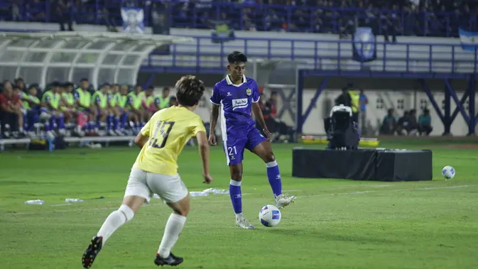 persib-pinjamkan-faris-abdul-hafizh-ke-psgc-ciamis,-demi-tambah-menit-bermain