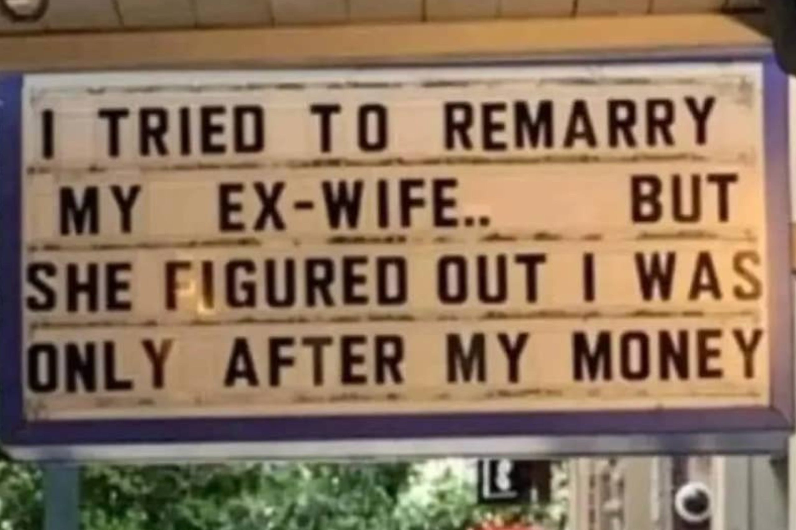 15-funny-signs-that-went-viral-this-week-because-they’re-pretty-dang-clever