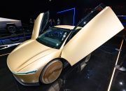 tesla’s-cybercab-officially-launches-today.-it’s-already-under-investigation
