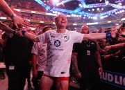 i’m-a-ufc-fighter-and-dad-of-twins-having-a-family-makes-my-career-harder.