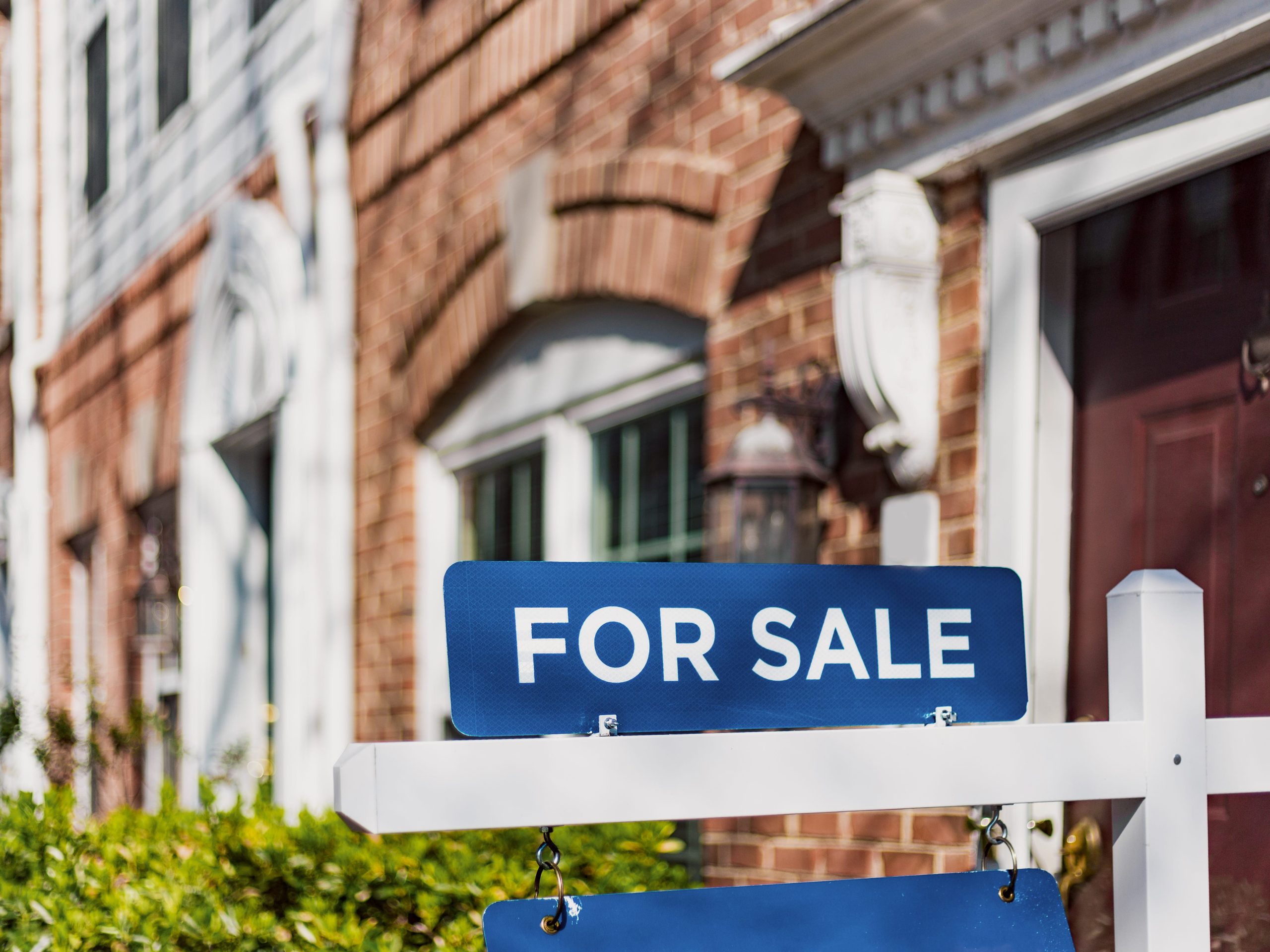 9-startups-helping-homebuyers-and-sellers-save-money-on-traditional-real-estate-agents