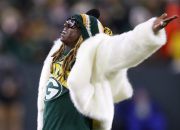 lil-wayne-calls-out-refs-after-green-bay-packers-loss:-‘i’m-out-on-the-nfl-this year’