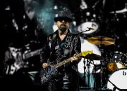 ‘it-was very-homemade’:-dave-stewart-went-‘back-to-front’-for-his-new album