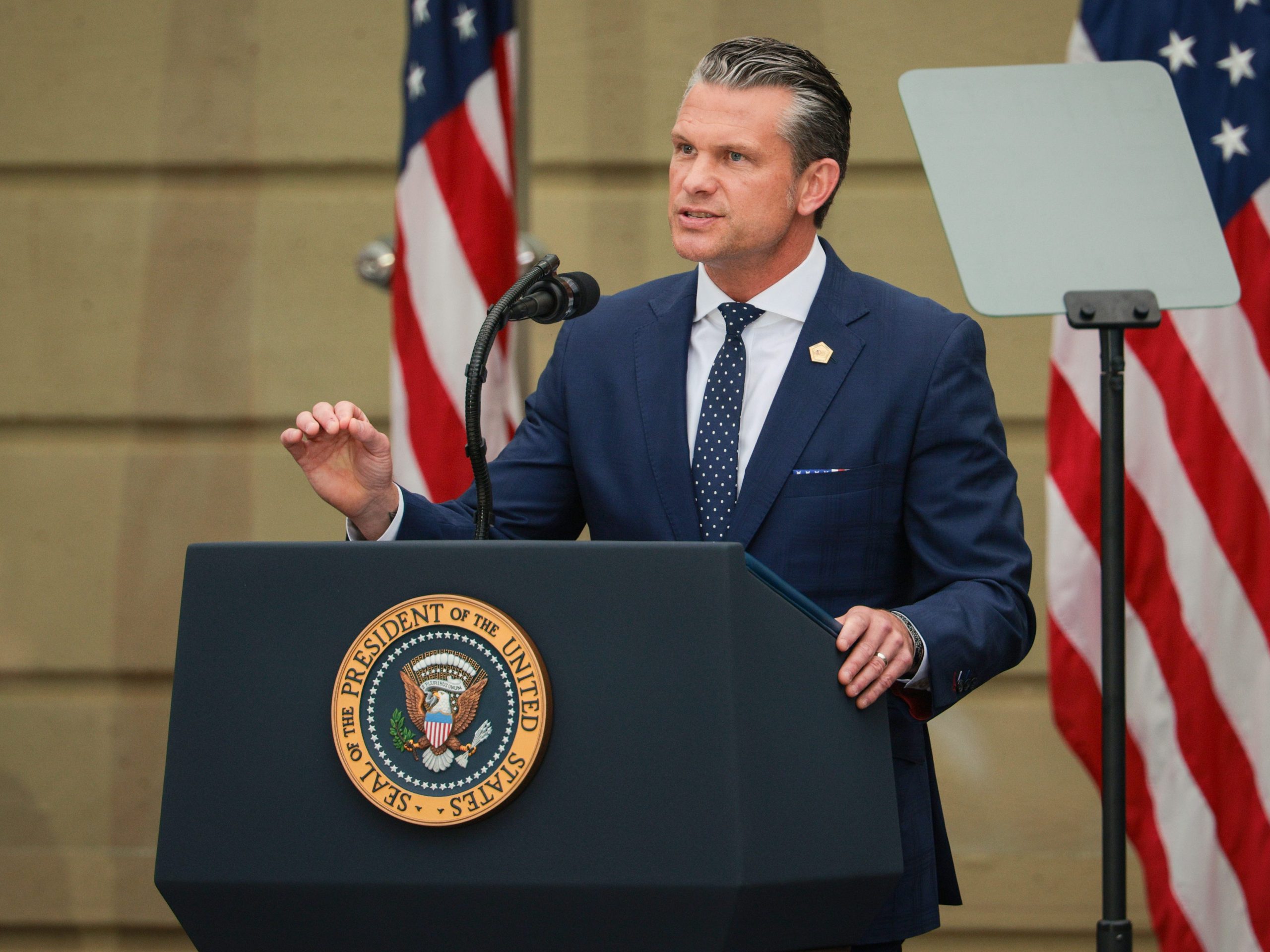 hegseth’s-focus-on-fitness-and-grooming-is-back-in-the-spotlight-ahead-of-another-big-speech