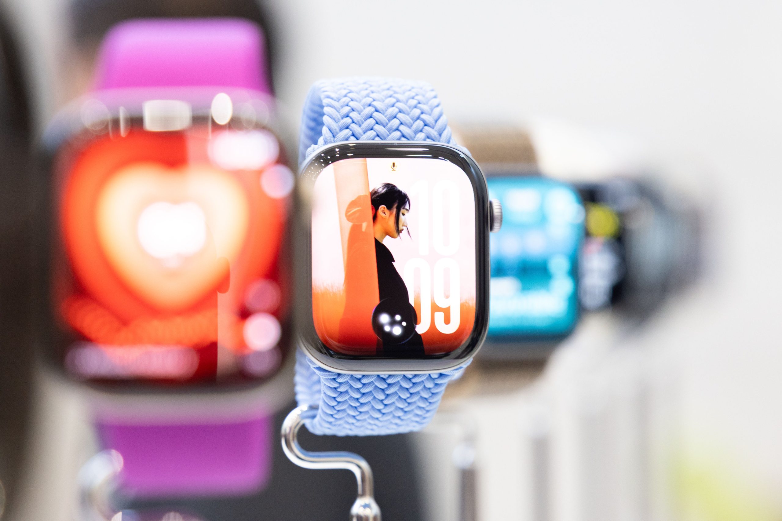 apple-watch-series-12-review:-finally,-a-readiness-score-(2026)