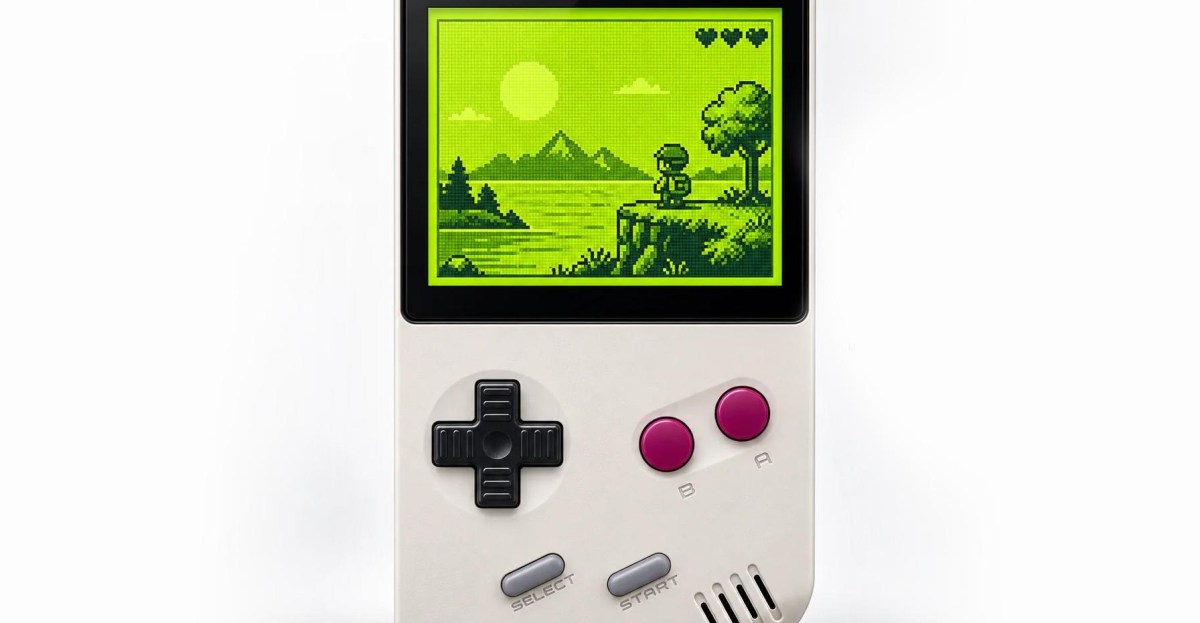 this-cartridge-playing-game-boy-clone-is-smaller-and-cheaper-than-analogue’s-pocket