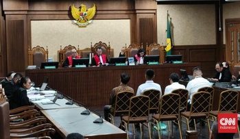 Empat Eks Kepala Departemen LPEI Divonis 6 Tahun Penjara