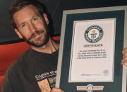 calvin-harris-spins-his-way-into-guinness-world records