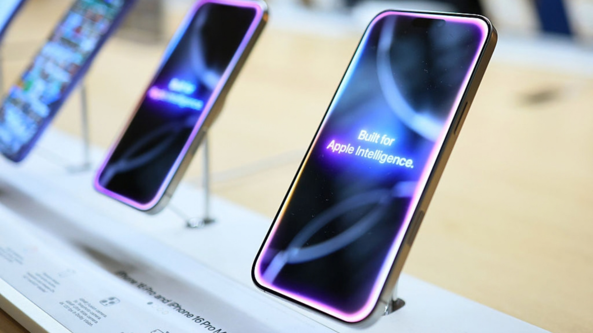 if-you-have-an-iphone,-apple-might-owe-you-money-heres-how-to-claim-it.